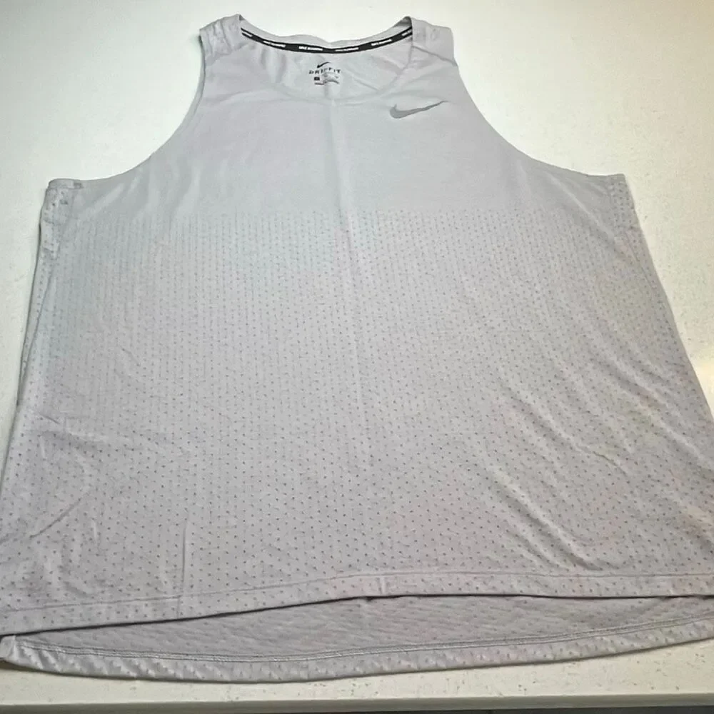 Nike Running Dri-FIT Tank Top Mens XL Gray Perforated Reflective Athletic Traini